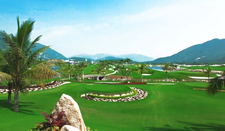 Diamond Bay Golf & Villas